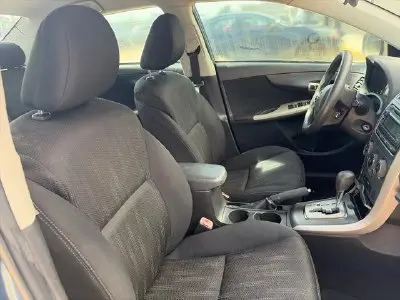 2012 Toyota Corolla S AT photo 5