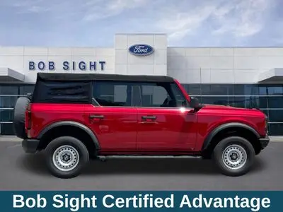 2021 Ford Bronco Base 4x4 photo 4