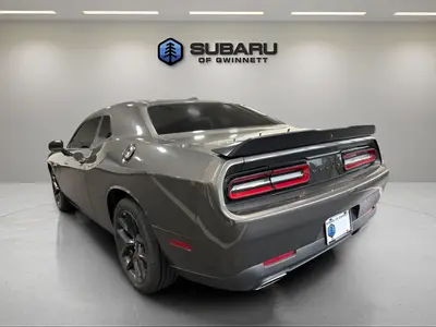 2021 Dodge Challenger SXT Auto photo 3
