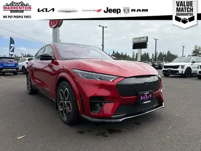 2022 Ford Mustang-Mach-e GT photo 4