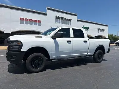 2026 RAM 2500 Tradesman 4X4 Crew Cab SWB photo 5