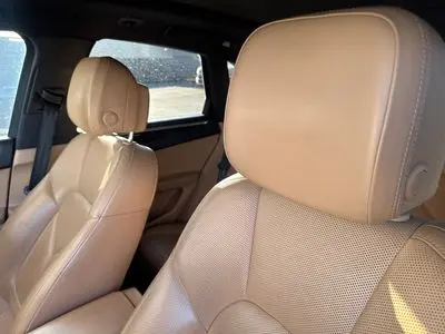 2017 Porsche Macan Base photo 5