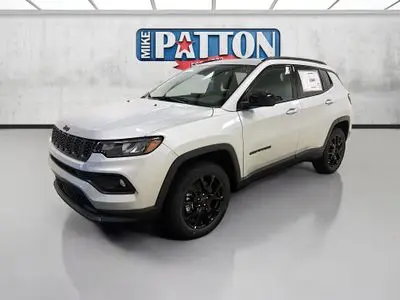 2026 Jeep Compass Altitude 4X4 photo 3
