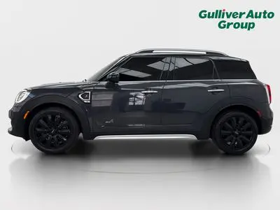 2017 MINI Cooper S ALL4 photo 3