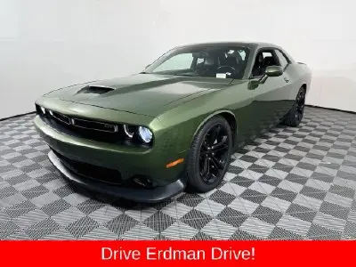 2021 Dodge Challenger GT Auto photo 3
