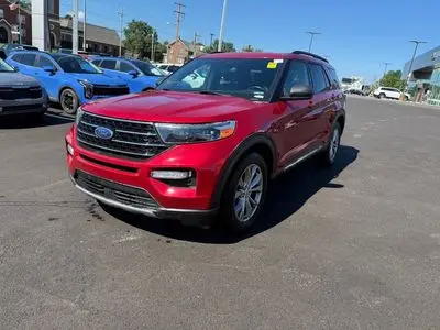 2020 Ford Explorer XLT 4WD photo 3