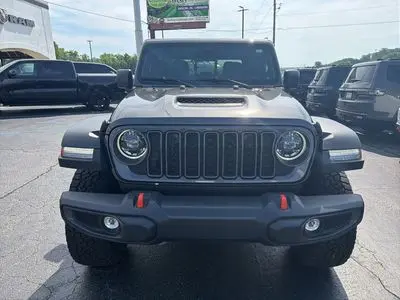 2026 Jeep Gladiator Mojave Auto photo 5