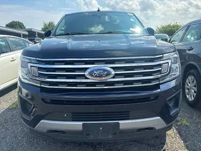 2021 Ford Expedition XLT 4x4 photo 2