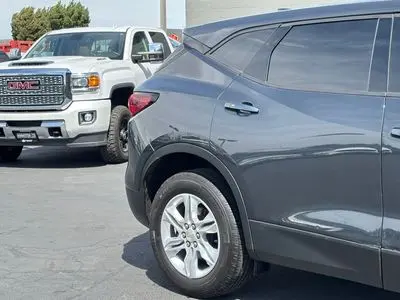 2020 Chevrolet Blazer 2LT AWD photo 3