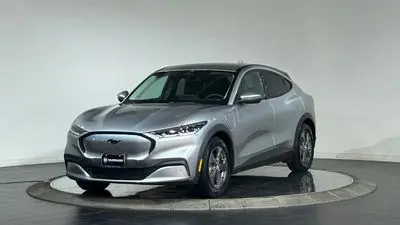 2021 Ford Mustang-Mach-e Select photo 5