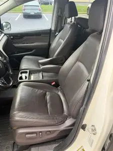 2019 Honda Odyssey Elite photo 4