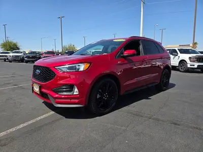 2023 Ford Edge ST-Line AWD photo 2