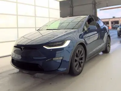 2022 Tesla Model X Long Range photo 4