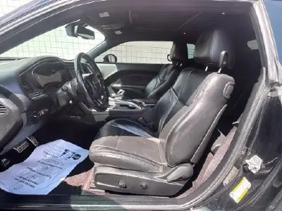 2019 Dodge Challenger SXT Auto Plus photo 3