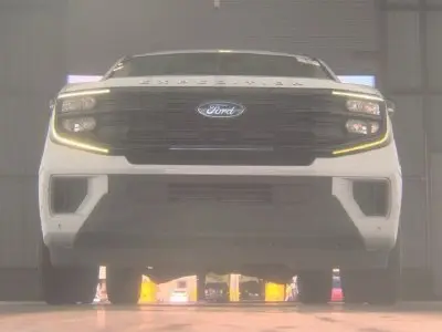 2025 Ford Expedition Active 4WD MAX photo 2