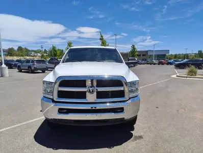 2018 RAM 2500 Tradesman 4X4 Crew Cab SWB photo 4
