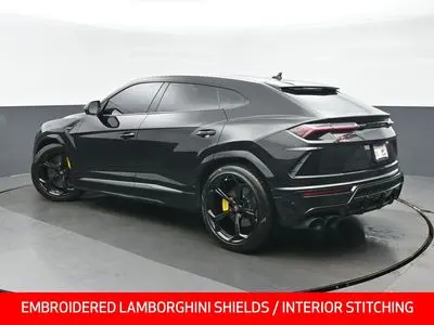 2021 Lamborghini Urus 4.0 V8 photo 5