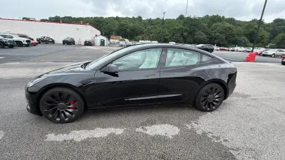 2023 Tesla Model 3 Performance photo 2