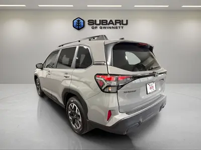 2026 Subaru Forester Premium photo 3