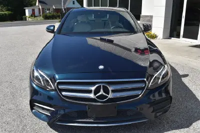 2017 Mercedes-Benz E-Class E300 photo 3