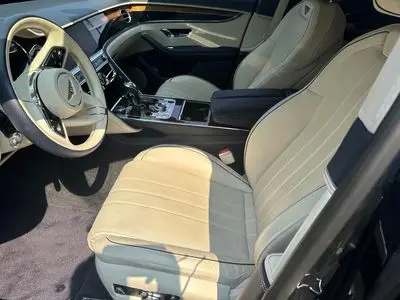 2023 Bentley Flying Spur V8 Mulliner photo 5