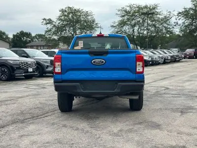 2024 Ford Ranger XL Crew Cab 4D photo 4