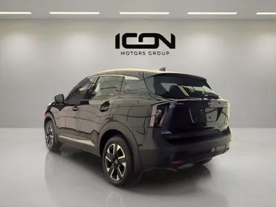 2025 Nissan Kicks 2.0 SR AWD photo 2