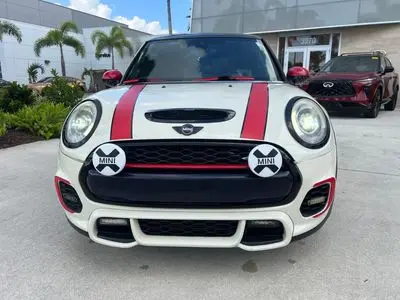 2016 MINI Cooper John Cooper Works Hardtop photo 4