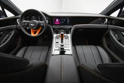 2025 Bentley Continental GT Black Edition photo 4