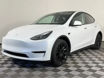 2024 Tesla Model Y Long Range Dual Motor AWD photo 4