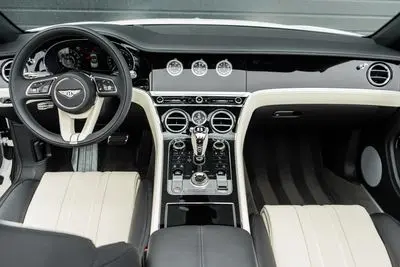 2026 Bentley Continental GT Base photo 4