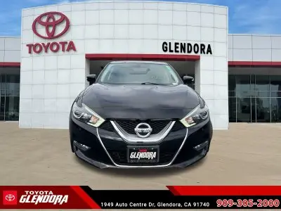 2017 Nissan Maxima Platinum photo 3
