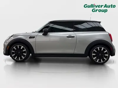 2024 MINI Cooper Cooper S photo 3