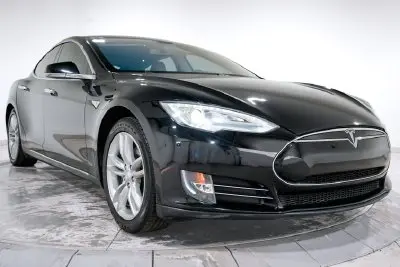 2013 Tesla Model S 40 kWh photo 3