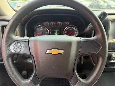 2019 Chevrolet Silverado 1500 Custom 4X4 Double Cab Std Box photo 2