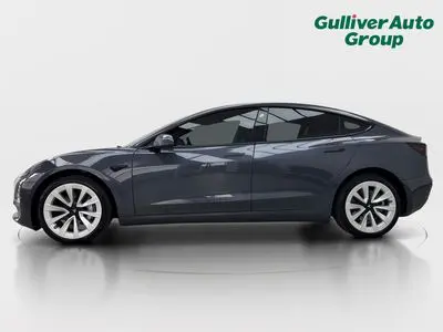 2023 Tesla Model 3 Long Range photo 3