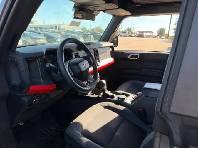 2025 Ford Bronco Base 4WD photo 5