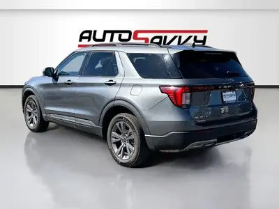 2025 Ford Explorer Active 4WD (PL535) photo 5