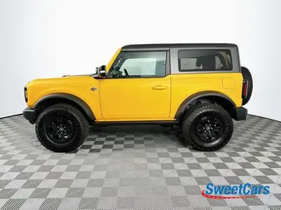 2021 Ford Bronco Wildtrak Advanced 4x4 photo 3