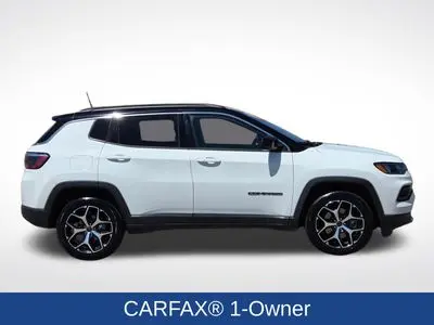 2025 Jeep Compass Limited 4X4 photo 2