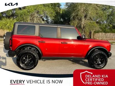 2023 Ford Bronco Badlands 4x4 photo 4