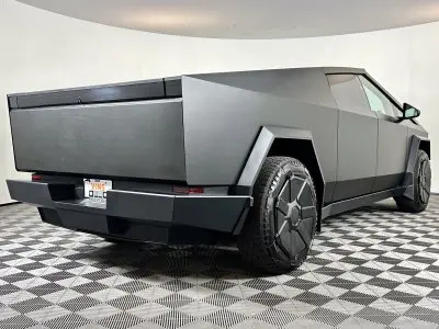 2024 Tesla Cybertruck Cyberbeast photo 4