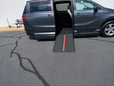 2020 Honda Odyssey EX-L photo 4