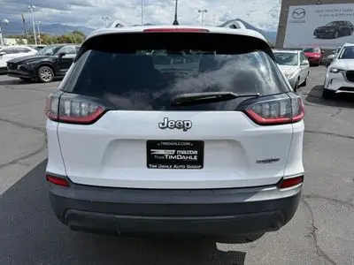 2020 Jeep Cherokee Latitude photo 5