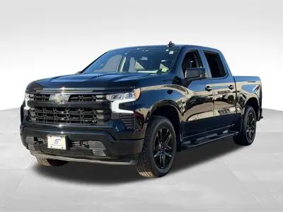 2024 Chevrolet Silverado 1500 RST 4WD Crew Cab Short Box photo 3