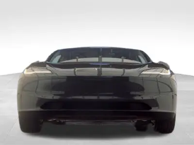 2025 Tesla Model 3 Long Range photo 4