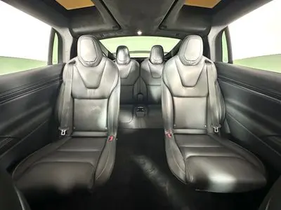 2022 Tesla Model X Plaid photo 4