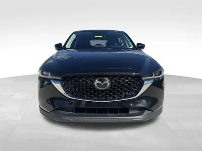 2023 Mazda CX-5 S Preferred package Auto AWD photo 2