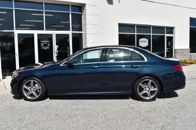 2017 Mercedes-Benz E-Class E300 photo 4