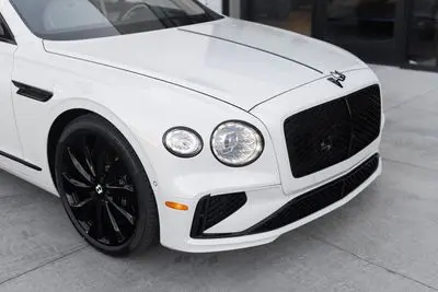 2026 Bentley Flying Spur null photo 4